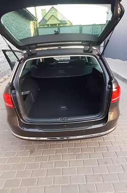 Універсал Volkswagen Passat 2013 в 