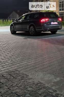 Универсал Volkswagen Passat 2017 в Ровно