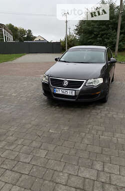 Седан Volkswagen Passat 2005 в Бучачі