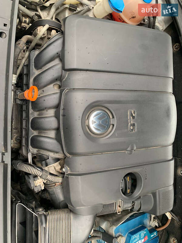 Седан Volkswagen Passat 2013 в Старій Синяві