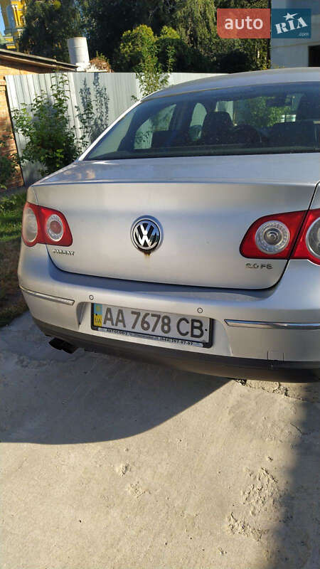 Седан Volkswagen Passat 2006 в Києві