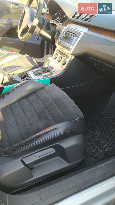 Седан Volkswagen Passat 2006 в Києві