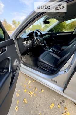 Седан Volkswagen Passat 2020 в 