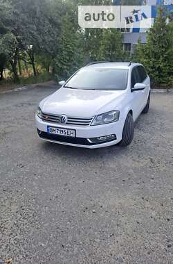 Універсал Volkswagen Passat 2014 в Сумах