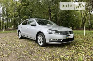 Седан Volkswagen Passat 2012 в Заліщиках