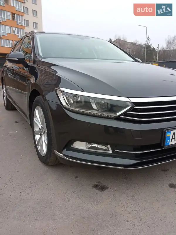 Volkswagen Passat 2017 VIN WVWZZZ3CZJE115885 фото оголошення 3 з 77