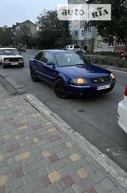 Седан Volkswagen Passat 2002 в Подольске