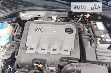Седан Volkswagen Passat 2012 в 