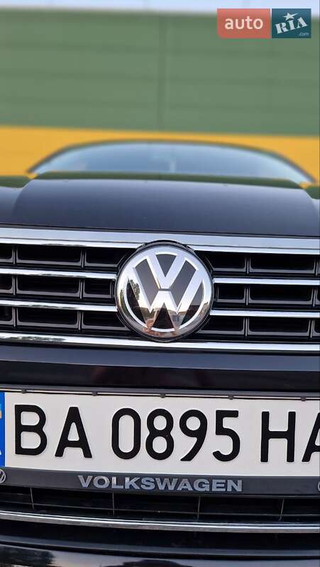 Седан Volkswagen Passat 2016 в Кропивницком