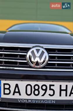 Седан Volkswagen Passat 2016 в 