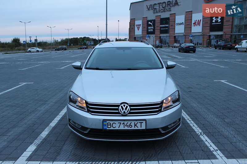 Универсал Volkswagen Passat 2012 в Львове