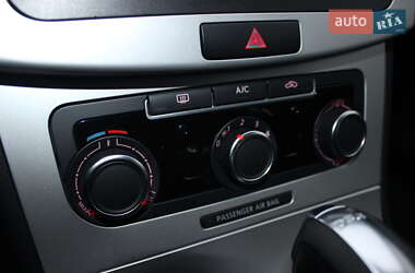 Универсал Volkswagen Passat 2012 в 