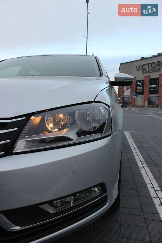 Универсал Volkswagen Passat 2012 в Львове