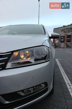 Универсал Volkswagen Passat 2012 в 