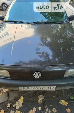 Универсал Volkswagen Passat 1991 в Киеве