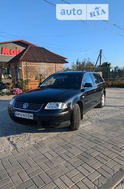 Універсал Volkswagen Passat 2003 в Довбиші