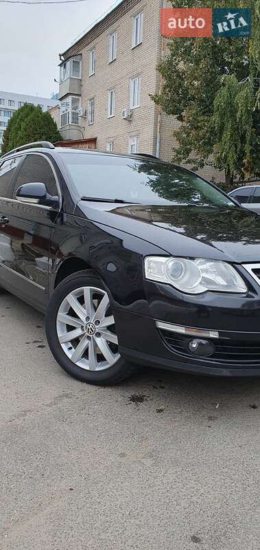 Універсал Volkswagen Passat 2009 в Харкові