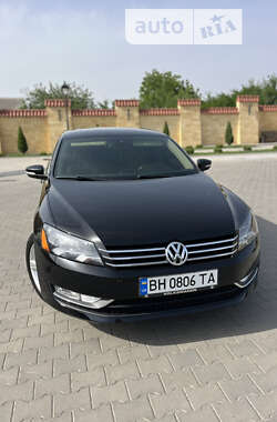 Седан Volkswagen Passat 2015 в Ізмаїлі