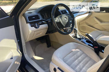 Седан Volkswagen Passat 2013 в Тарасівці