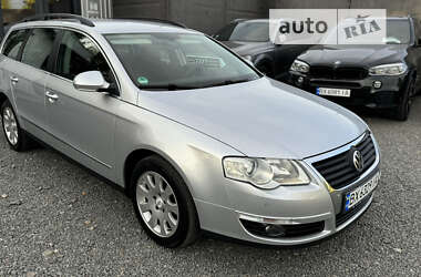 Універсал Volkswagen Passat 2008 в Хмельницькому