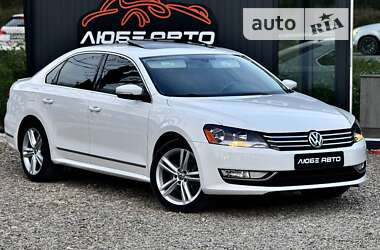 Седан Volkswagen Passat 2014 в Стрию