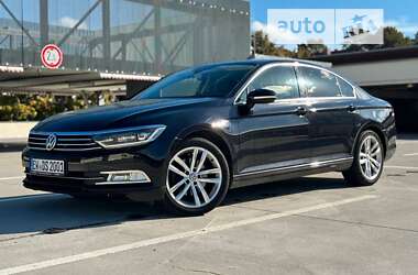 Універсал Volkswagen Passat 2014 в Вінниці