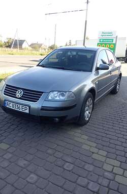 Седан Volkswagen Passat 2003 в Луцьку