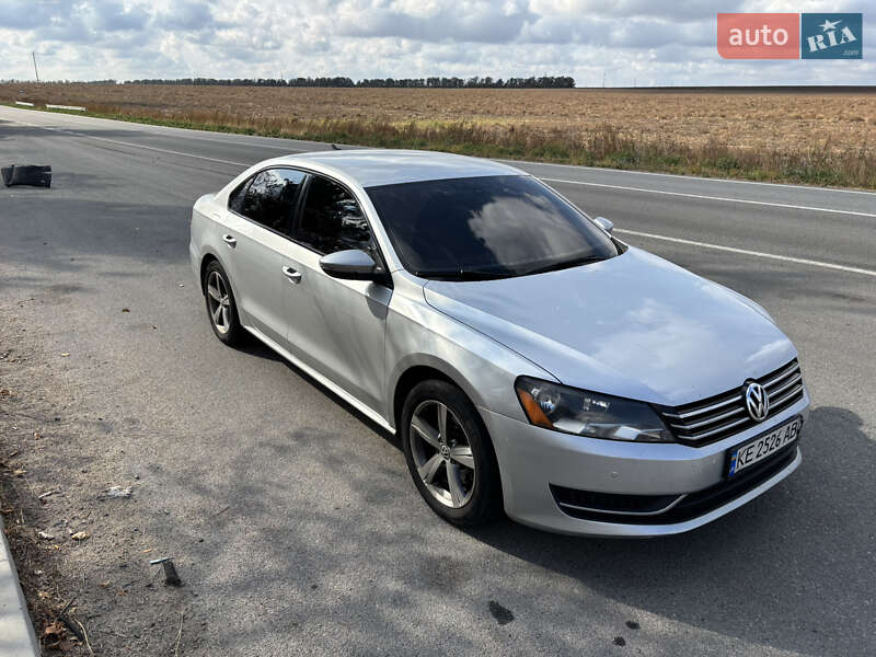 Седан Volkswagen Passat 2012 в Никополе