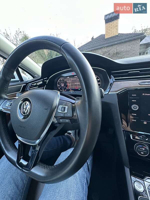 Седан Volkswagen Passat 2018 в Кременчуге