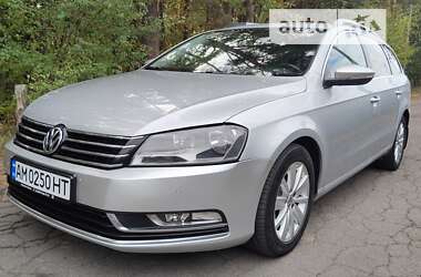 Универсал Volkswagen Passat 2013 в Житомире