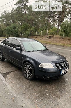 Седан Volkswagen Passat 2003 в Українці