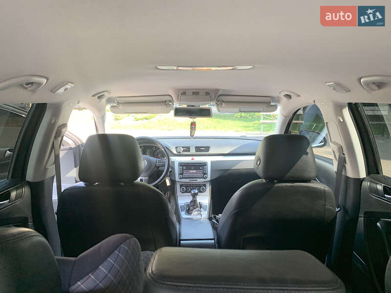Универсал Volkswagen Passat 2010 в Львове