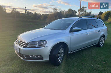 Универсал Volkswagen Passat 2013 в Тернополе