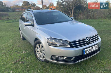 Универсал Volkswagen Passat 2013 в Тернополе