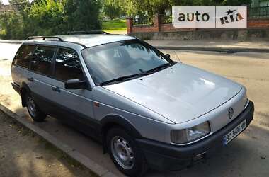 Универсал Volkswagen Passat 1992 в Дрогобыче