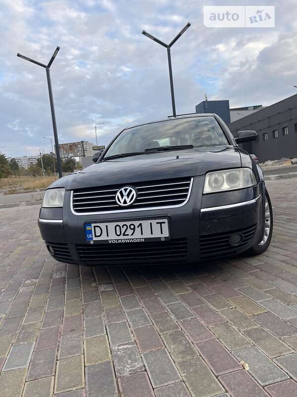 Седан Volkswagen Passat 2004 в Харкові