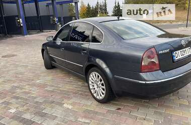 Седан Volkswagen Passat 2004 в Харкові