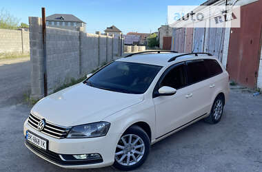 Универсал Volkswagen Passat 2011 в Сарнах