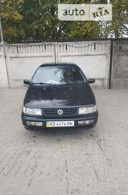 Седан Volkswagen Passat 1996 в Баре