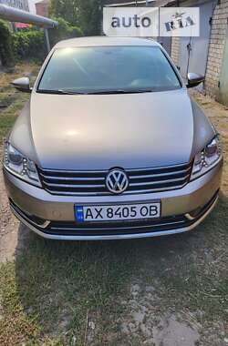 Седан Volkswagen Passat 2013 в Харькове