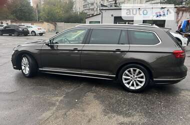 Універсал Volkswagen Passat 2017 в Києві