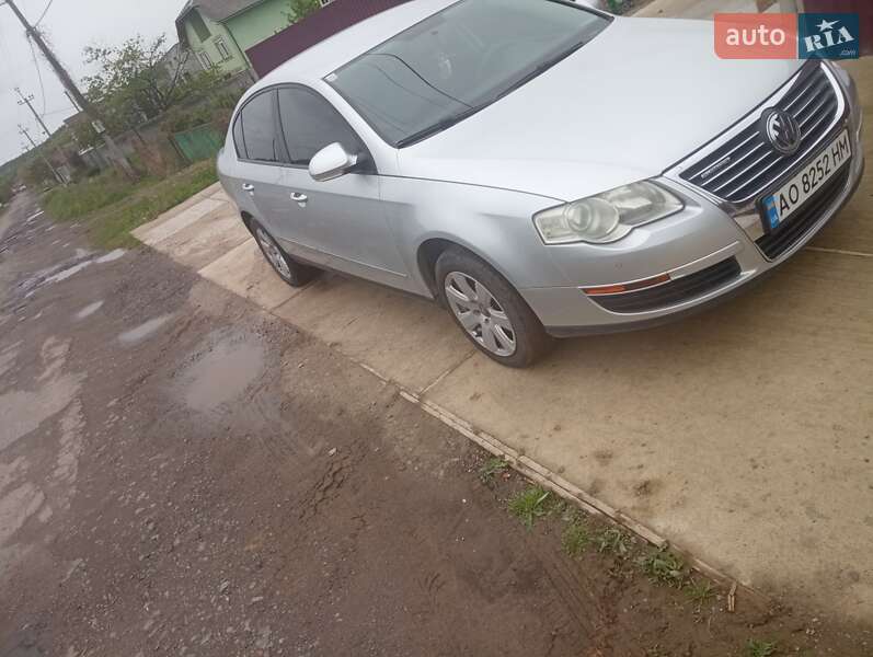 Седан Volkswagen Passat 2007 в Виноградові
