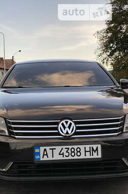 Универсал Volkswagen Passat 2011 в Надворной