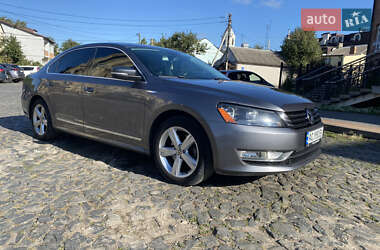 Седан Volkswagen Passat 2014 в Луцке