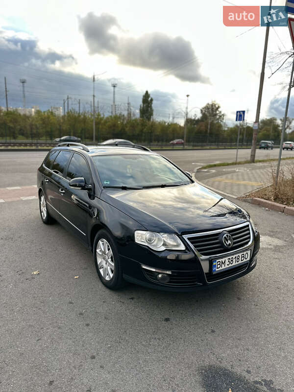 Универсал Volkswagen Passat 2010 в Киеве