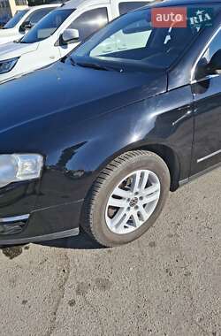 Универсал Volkswagen Passat 2009 в 