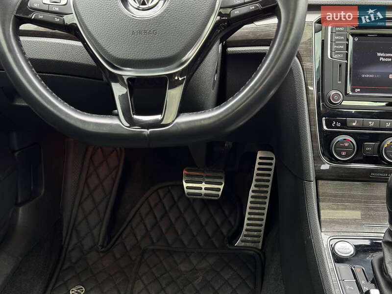 Седан Volkswagen Passat 2016 в Києві фото 14 Седан Volkswagen Passat 2016 в Києві