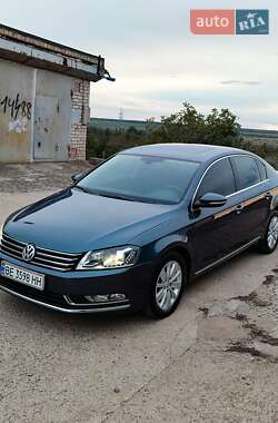 Седан Volkswagen Passat 2011 в Южноукраїнську