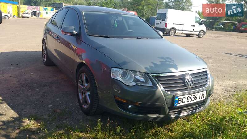 Седан Volkswagen Passat 2009 в Львові