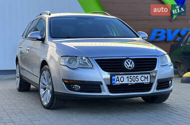 Універсал Volkswagen Passat 2010 в Ужгороді